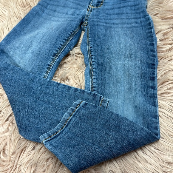 Girls Oshkosh Jeans - Picture 3 of 4